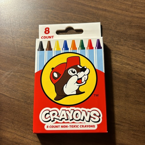 Buc-ee's | 2025 Valentine's Day 32 page Coloring /Activity Book w/ bonus crayons - Picture 5 of 5